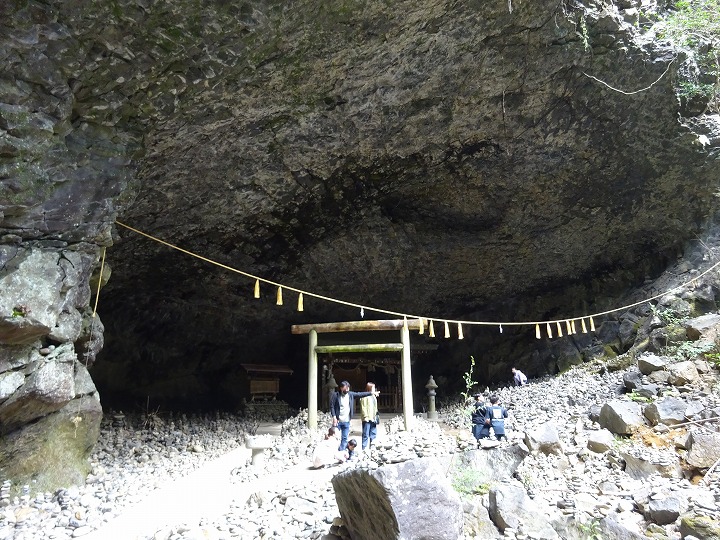 天岩戸神社 天安河原