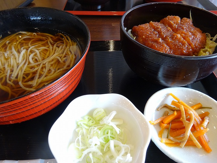 昼食