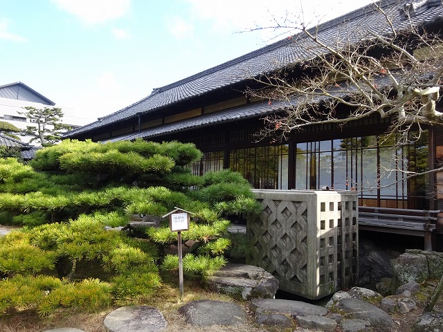 手水鉢