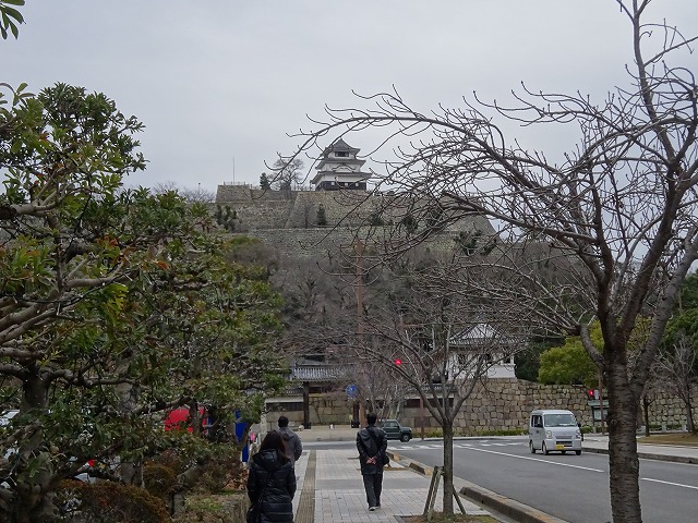 丸亀城