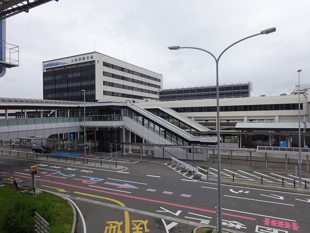 大阪空港