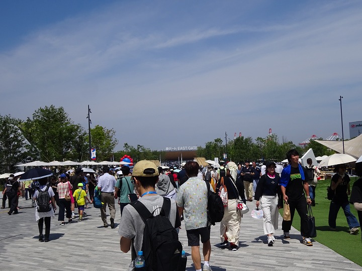 東ゲート